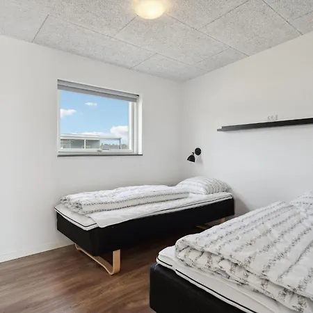 Pet Friendly In With Sauna Holiday home